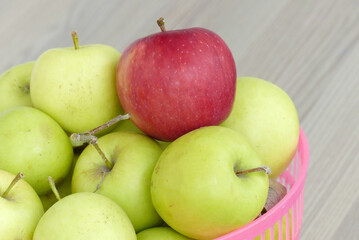 Not all people can be discriminated against in terms of color. People are equal.