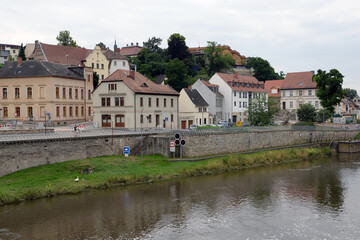 Fototapeta na wymiar Saale in Bernburg