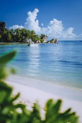 Foto auf Acrylglas Anse Source D'Agent, Insel La Digue, Seychellen Seychelles. La Digue island famous Anse Source d'Argent beach. Pleasure tourist vacation boat in ocean shallow lagoon