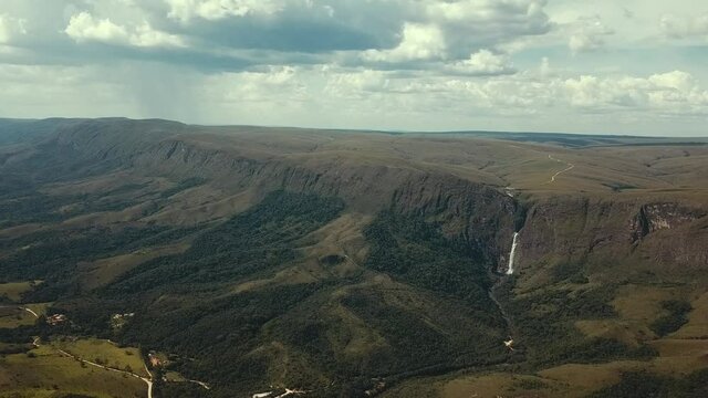 Relaxing aerial view of a waterfall in the interior of Brazil.
Casca D'anta waterfall in Serra da Canastra.