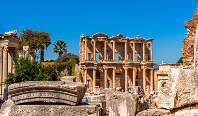 Obraz premium Ephesus is an ancient city in Turkey’s Central Aegean region, near modern-day Selcuk.