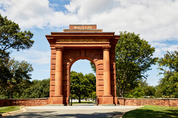 Fototapeta premium McClellan Gate at Arlington National Cemetery