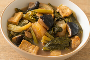 Chinese vegetable stew  with tofu or mixture of vegetables soup