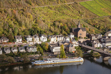 Fototapeta na wymiar Cruising-ship,on,the,Moselle,Cochem,Rhineland-Palatinate,Germany,,Europe