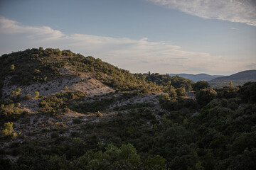 Coucher de soleil sur les collines