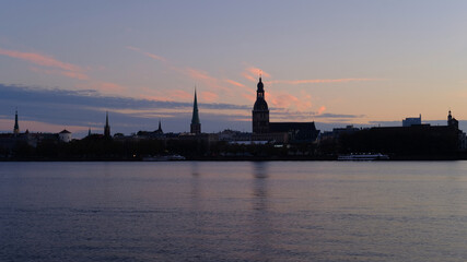 Fototapeta premium Autumn sunrise over old Riga