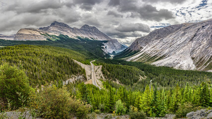 Stunning view of Icefields Parkway with Cirrus Mountain and Big Bend in Autumn between Banff and...