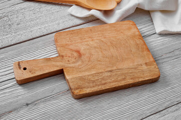 Wooden cutting board