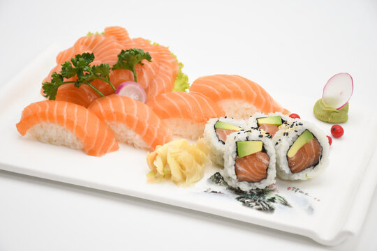Sushi sashimi salmone piccolo