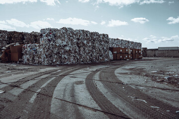 Photo of a large amount of garbage and rubbish at the dump
