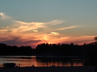 Obraz premium sunset over the river