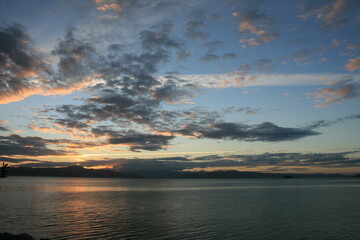 Obraz premium sunset over the ocean