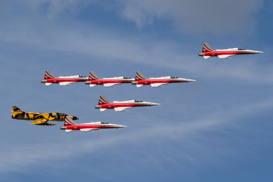Patrouille Suisse formation with F-5 Tiger and Hawker Hunter