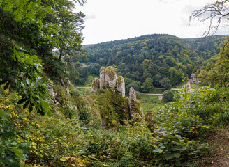 Obraz premium The glove rock formation in Ojcow