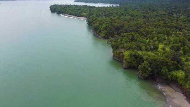 PLAYA PACIFICO COLOMBIANP