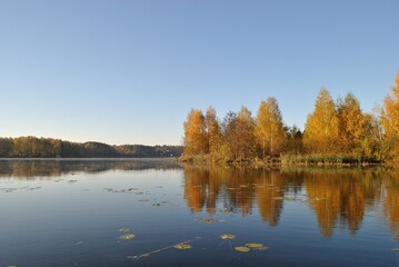 Obraz premium Summer fishing on the lake