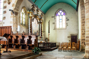 Plourin-les-Morlaix. Vue intérieure d'ensemble de l'église Notre-Dame. Finistère. Bretagne	