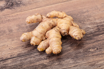 Natural organic raw ginger root