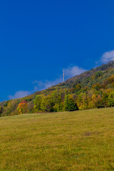 Fototapeta na wymiar Herbstliche Entdeckungstour entlang der prachtvollen Hörselberge bei Eisenach - Thüringen