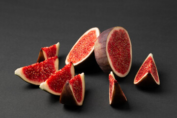 Fresh fig fruits cutted in pieces top view photo