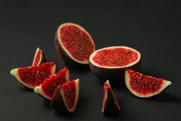 Fresh fig fruits cutted in pieces top view photo
