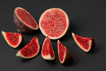 Fresh fig fruits cutted in pieces top view photo