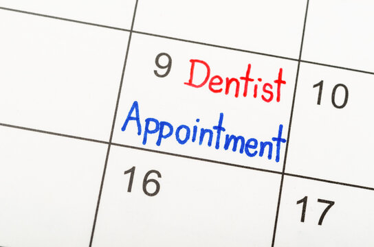 Dentist Appointment Wirting Calendar  To Remind.