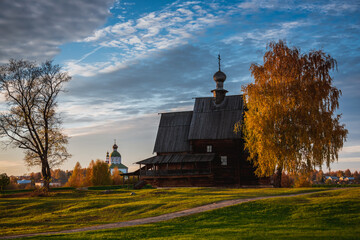 Fototapeta premium church in autumn