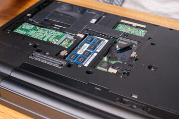 Laptop reparieren - Teile tauschen Laptop 