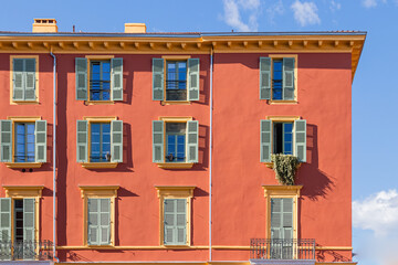 Fototapeta premium facades of buildings in the historic old town of Nice