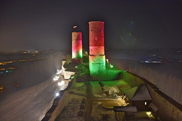 Zamek Królewski w Chęcinach, ruiny zamku, świętokrzyskie © Albin Marciniak