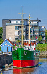 Historisches Schiff im Hafen von Stade
