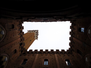 Vista de la Torre del Mangia, Siena, Italia