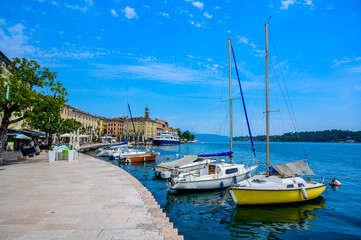 Fototapeta na wymiar Salò - beautiful village at lake Garda, Italy - touristic travel destination