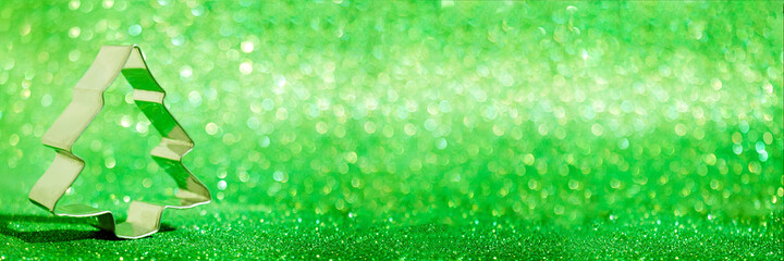 Obraz premium The concept of Christmas. A Christmas tree for cookies. Banner