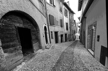 Obraz premium Narrow medieval street