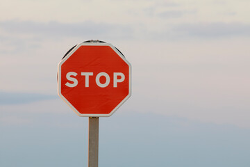 Señal octogonal de stop