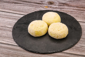 Raw potato zrazy for cooking