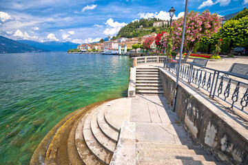 Naklejka premium Town of Belaggio Lungolago Europa lakefront walkway view, Como Lake