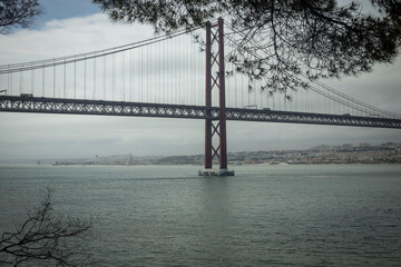 city bridge, city bridge Lisbon 
