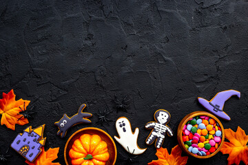 Halloween party gingerbread cookies with party decoration