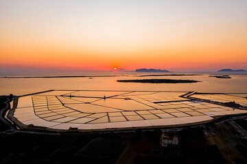 Tramonto alle saline di Marsala