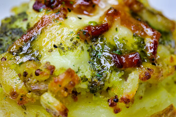 ジャガイモのチーズ焼き