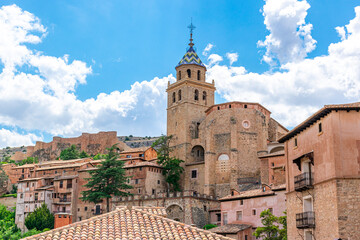 Fototapeta na wymiar Cathedral and ancient castle in the medieval town of Albarracin in the province of Teruel in Aragon, Spain.