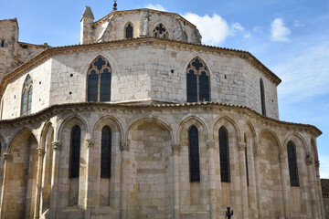 Chevet de l'église Saint-Paul à Narbonne, France