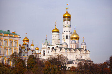 Fototapeta na wymiar postcard view of the Moscow Kremlin in autumn