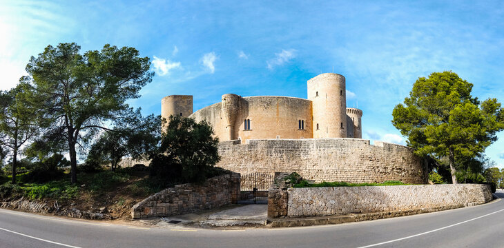 Spain, Balearic Islands, Mallorca, Palma de Mallorca, Bellver Castle