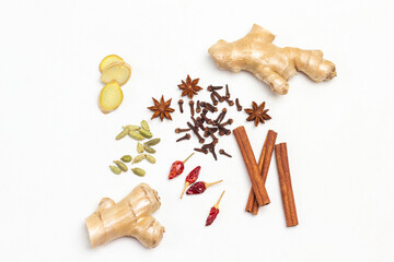 Alternative cold and flu remedy with cinnamon sticks, ginger root, cloves