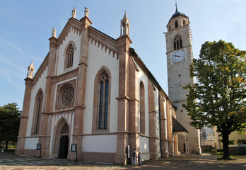 la chiesa della Natività di Maria a Pergine (Valsugana, Trento)