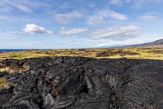 USA, Hawaii, Big Island, Volcanoes National Park, Ka Lae Apuki, lava fields